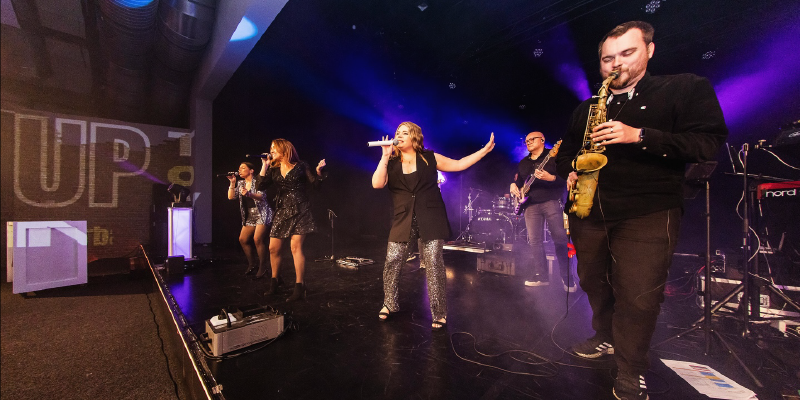 Jazzton met band